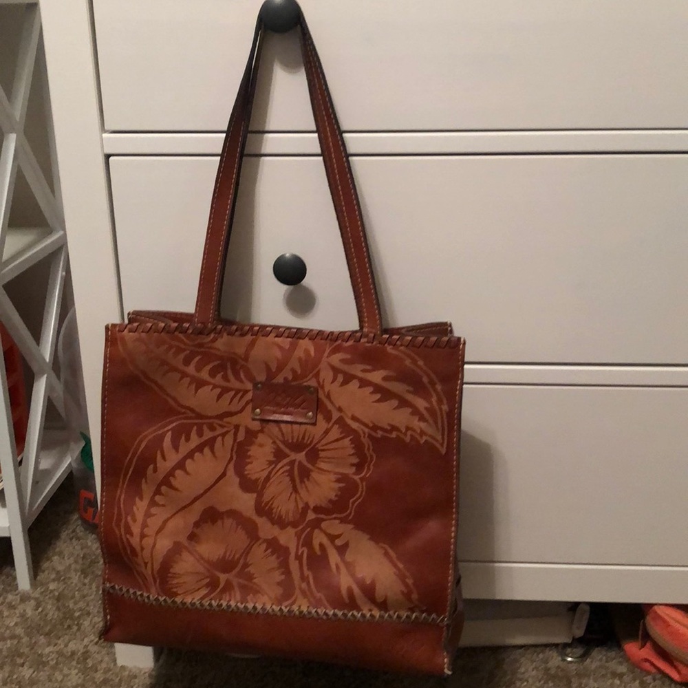 Patricia Nash Tote with flower design